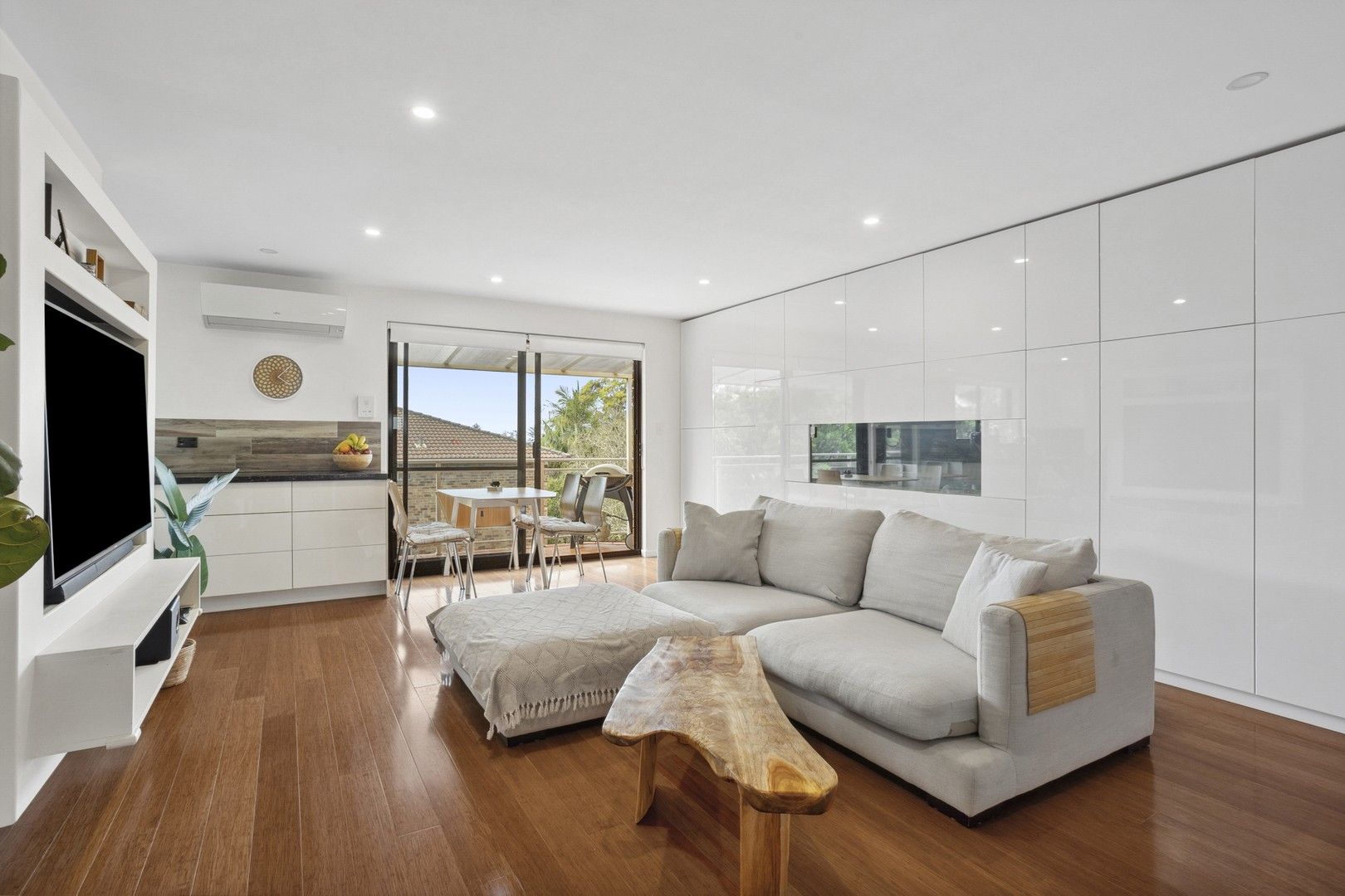 3 bedrooms Apartment / Unit / Flat in 13/24 Banksia Street DEE WHY NSW, 2099