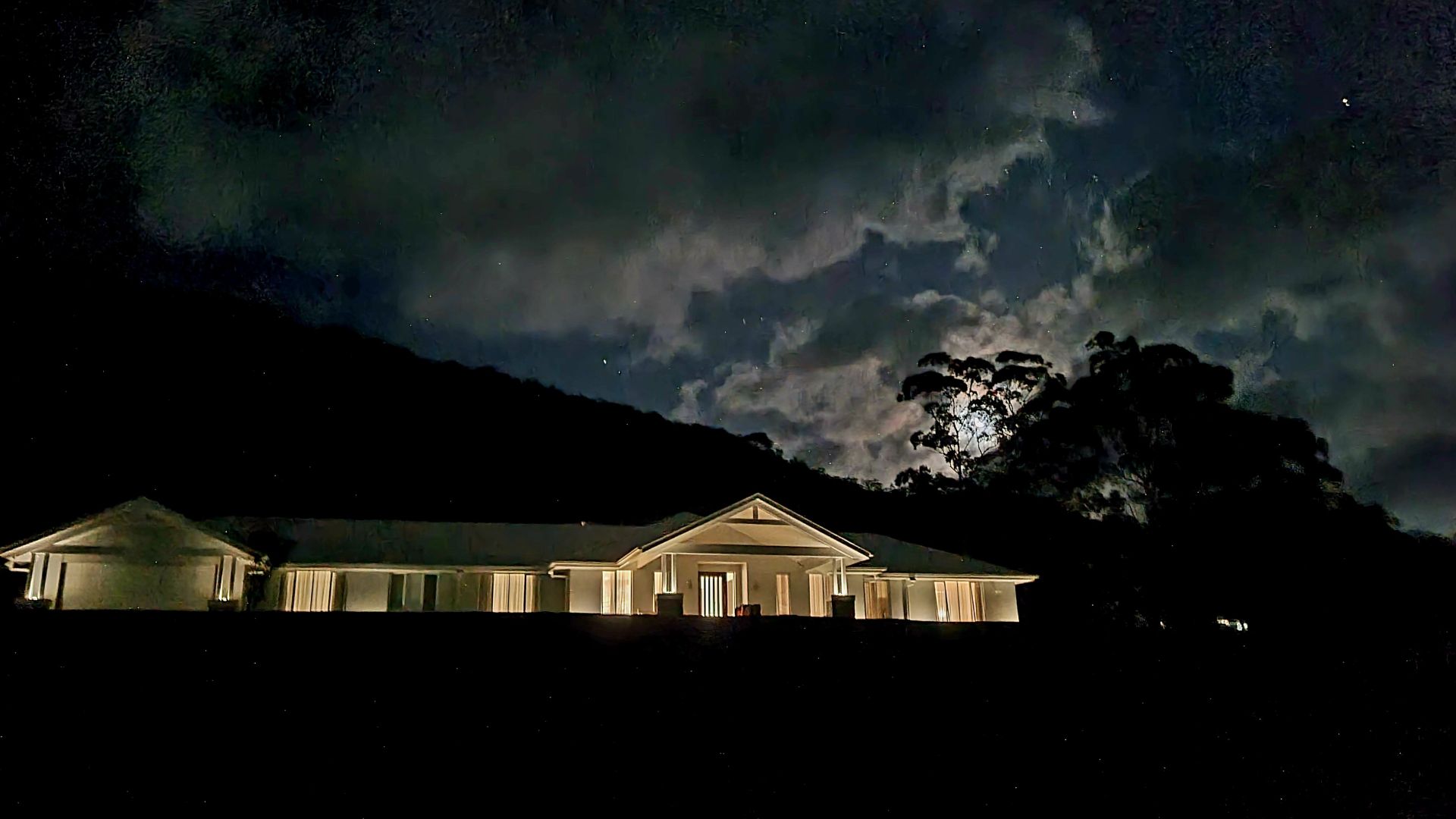 2 Clearwater Court Wongawallan QLD 4210 House for Rent $2 900
