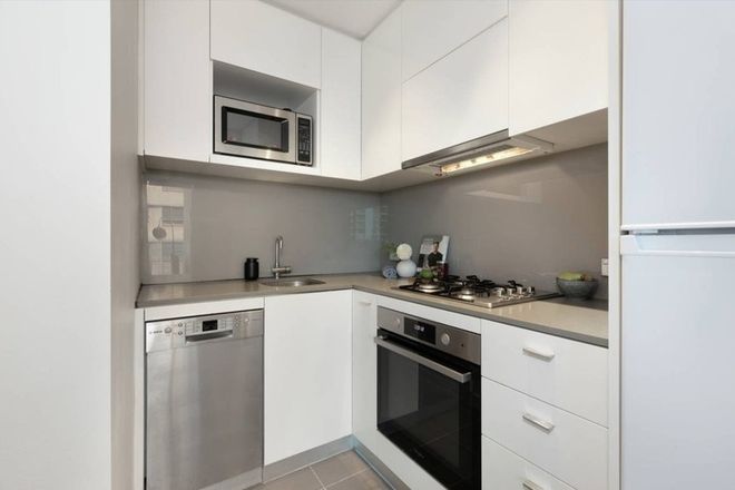 602/29 Commonwealth Street, Sydney, NSW 2000 - Photo 3