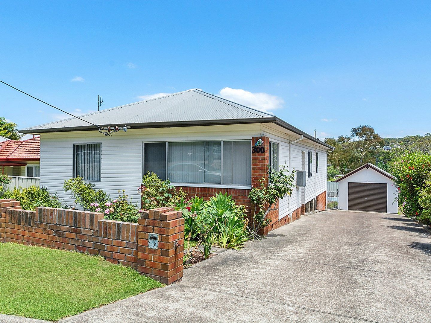 300 Pacific Highway, Belmont North NSW 2280, Image 0