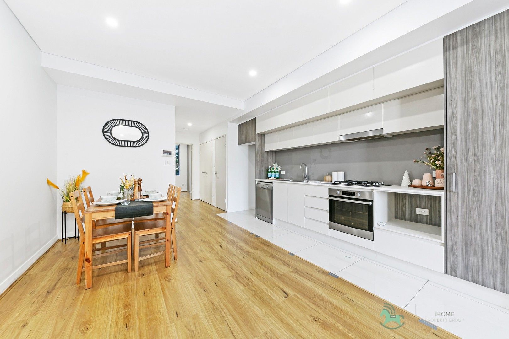 1 bedrooms Apartment / Unit / Flat in 3/40 - 42 ADDLESTONE ROAD MERRYLANDS NSW, 2160