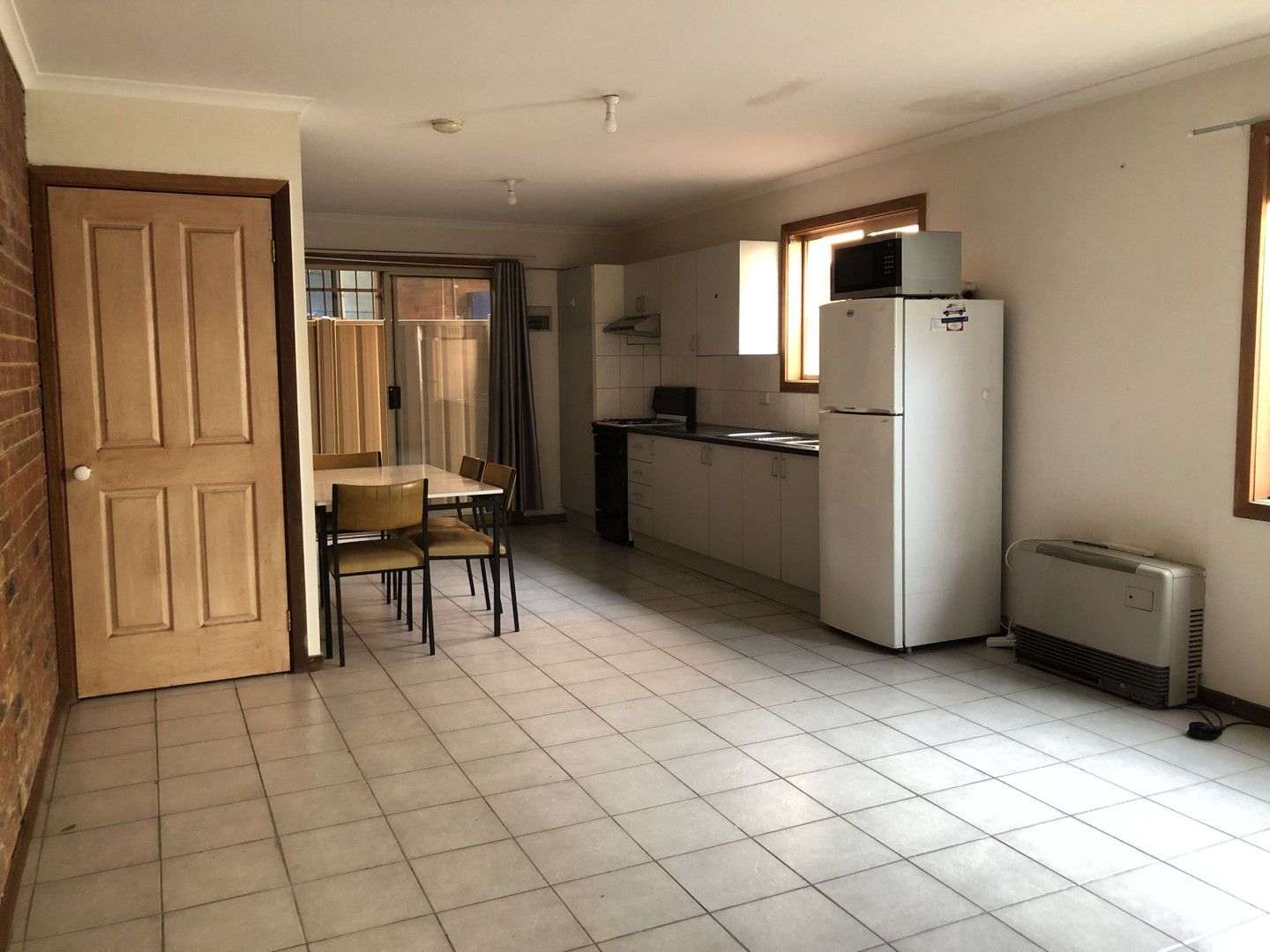 2 bedrooms Townhouse in Rear/35 Enfield Avenue PRESTON VIC, 3072