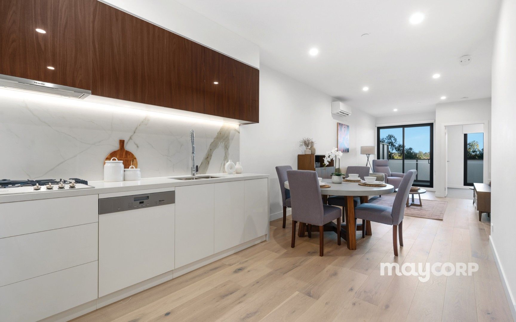 2 bedrooms Apartment / Unit / Flat in 102/180 Reynolds Road DONCASTER EAST VIC, 3109