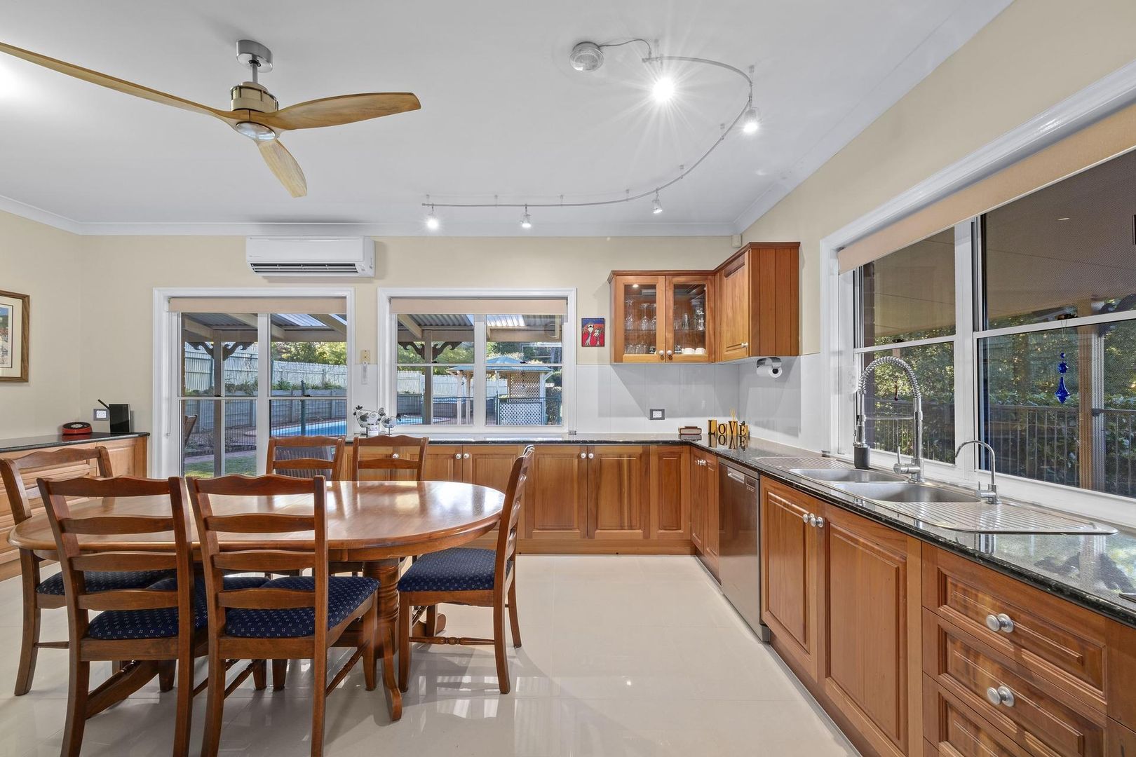 1 Inadale Court, Middle Ridge QLD 4350, Image 1