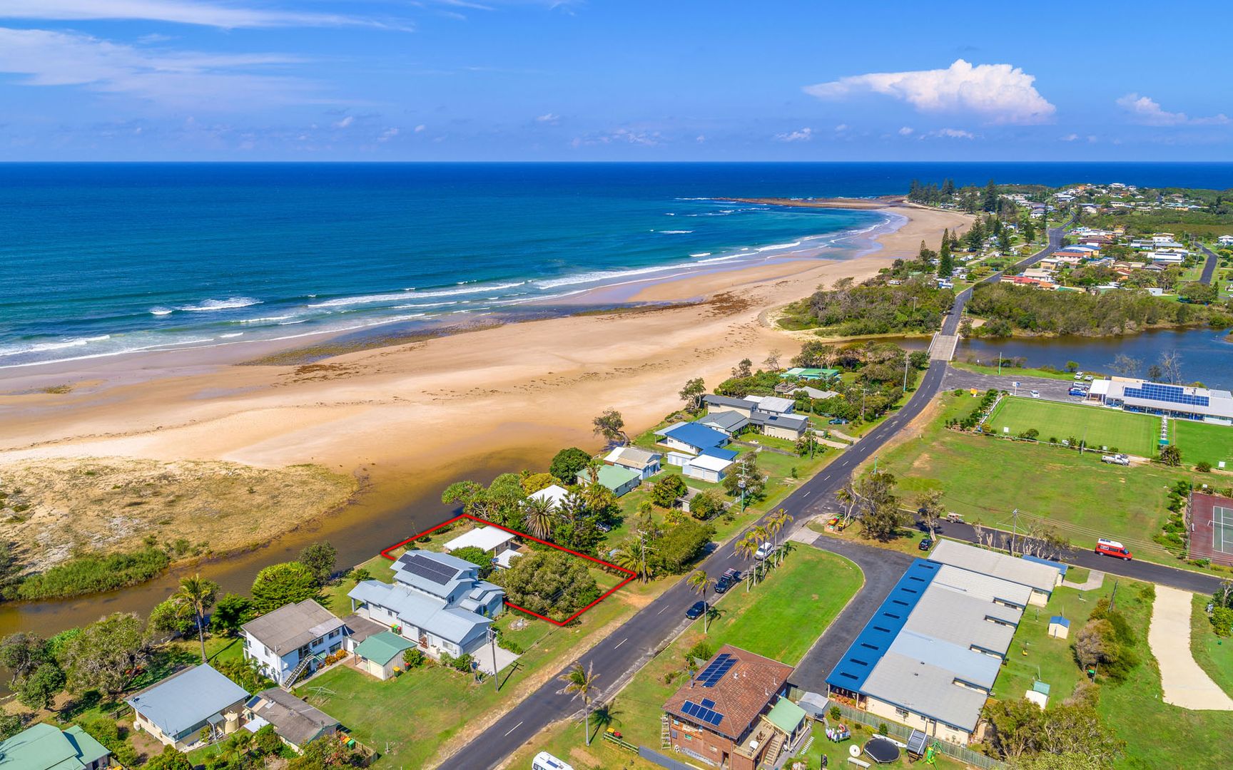 17 Ocean Road Brooms Head Nsw 2463 Domain