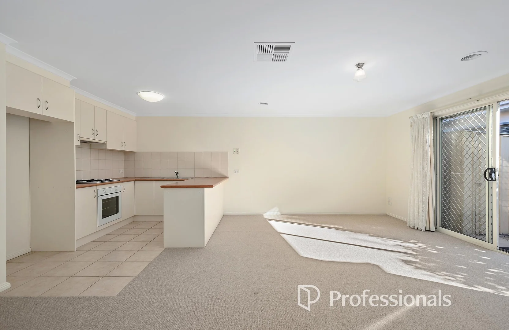 Additional image 5 of 3/5 Pleasant Street, Kilsyth VIC 3137