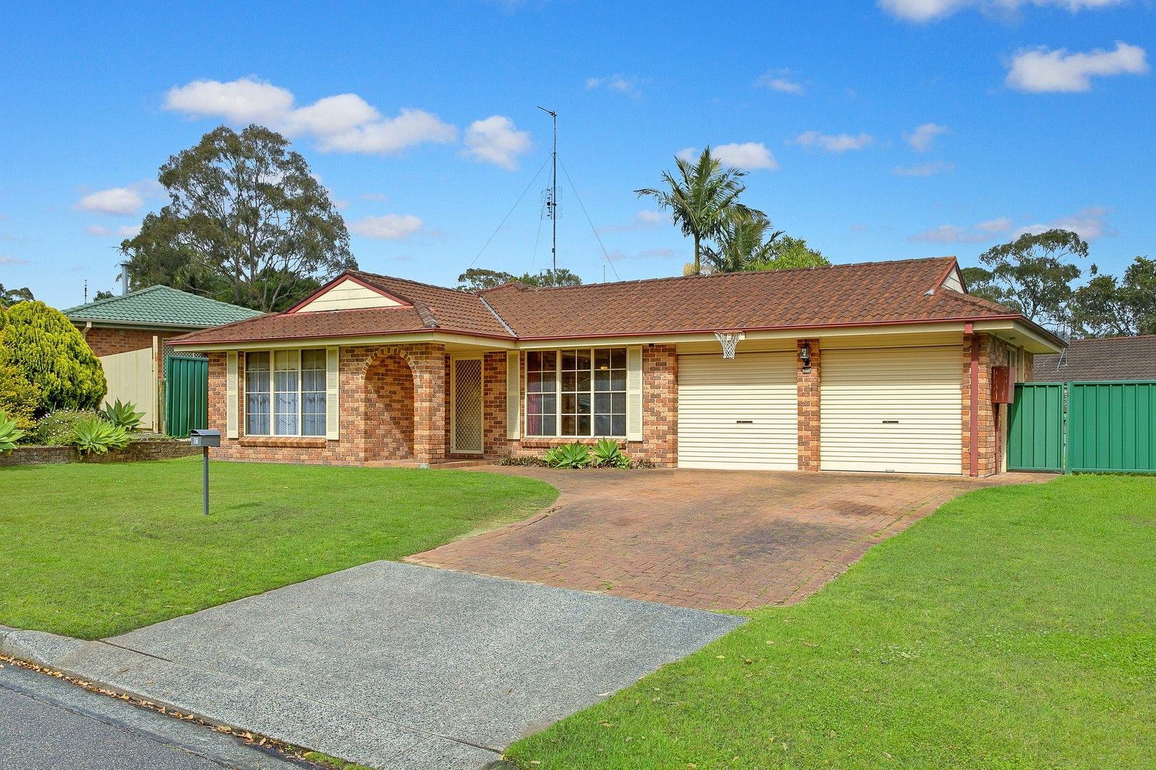3 bedrooms House in 87 Mitchell Drive KARIONG NSW, 2250