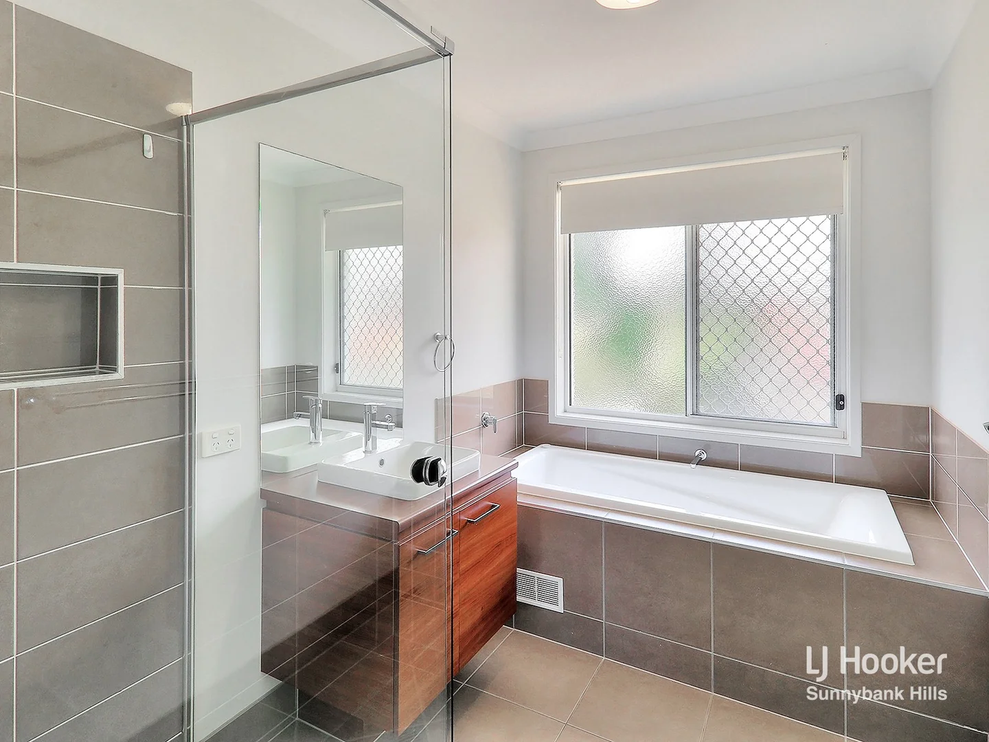 Additional image 10 of 11 Pearlfrost Place, Sunnybank Hills QLD 4109