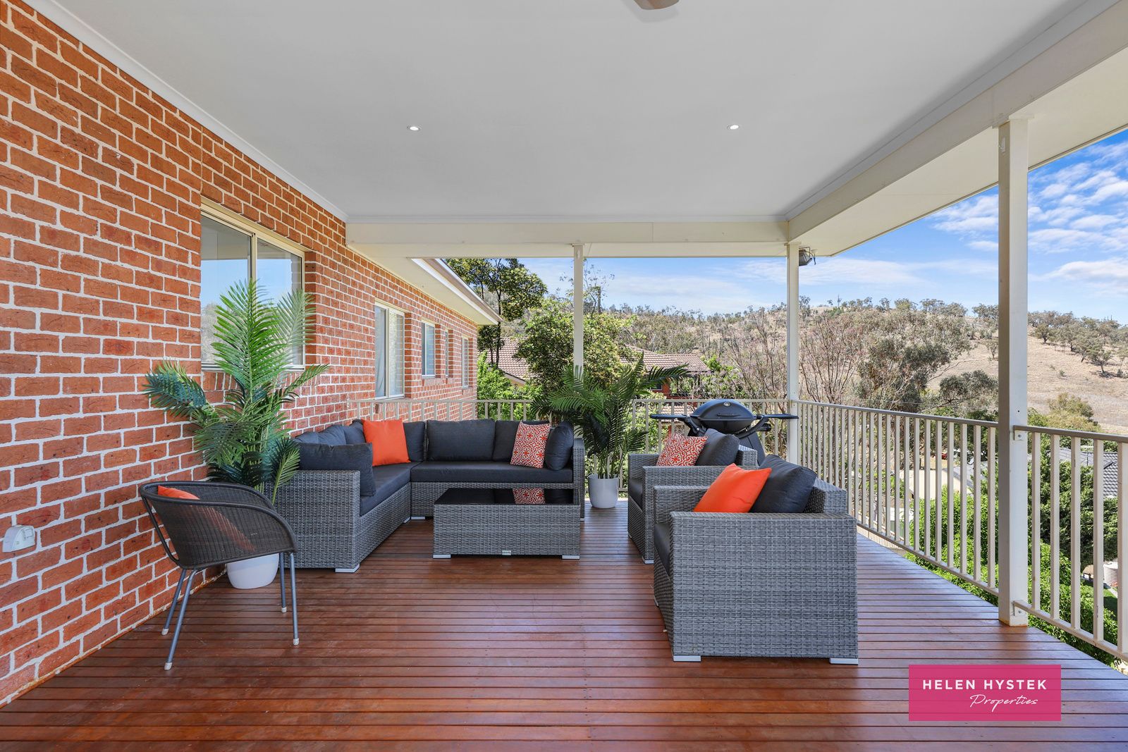 6 Glenview Drive, Tamworth NSW 2340 Domain