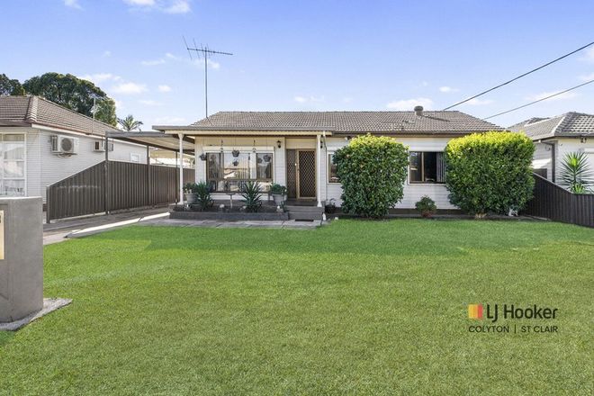 Picture of 23 Gregory Avenue, OXLEY PARK NSW 2760
