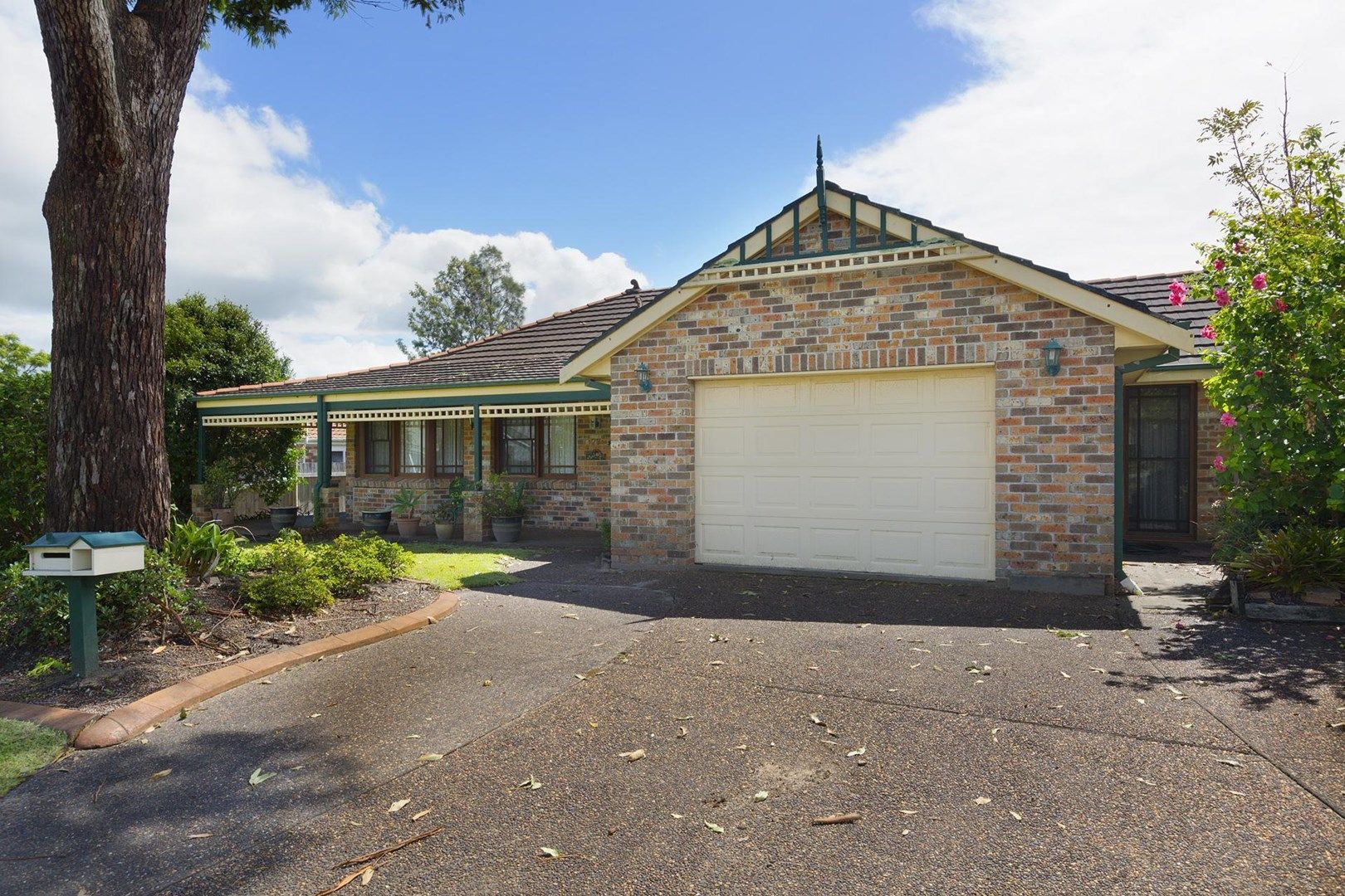 77 Scott Street, Shoalhaven Heads NSW 2535