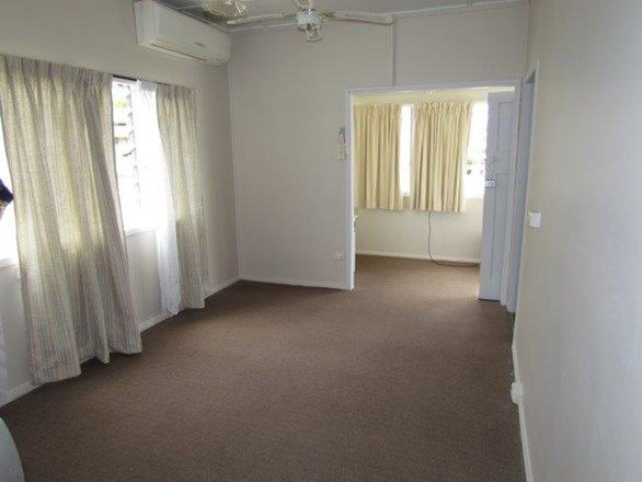 36 King St, Woody Point QLD 4019, Image 2