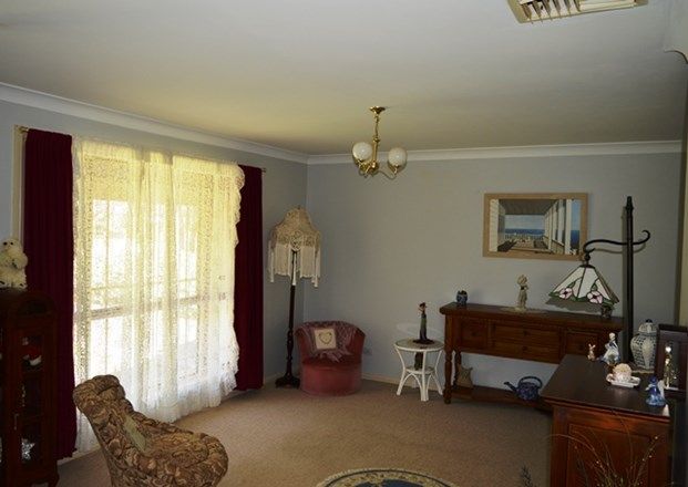 2 Timbara Court, Gilgandra NSW 2827, Image 2