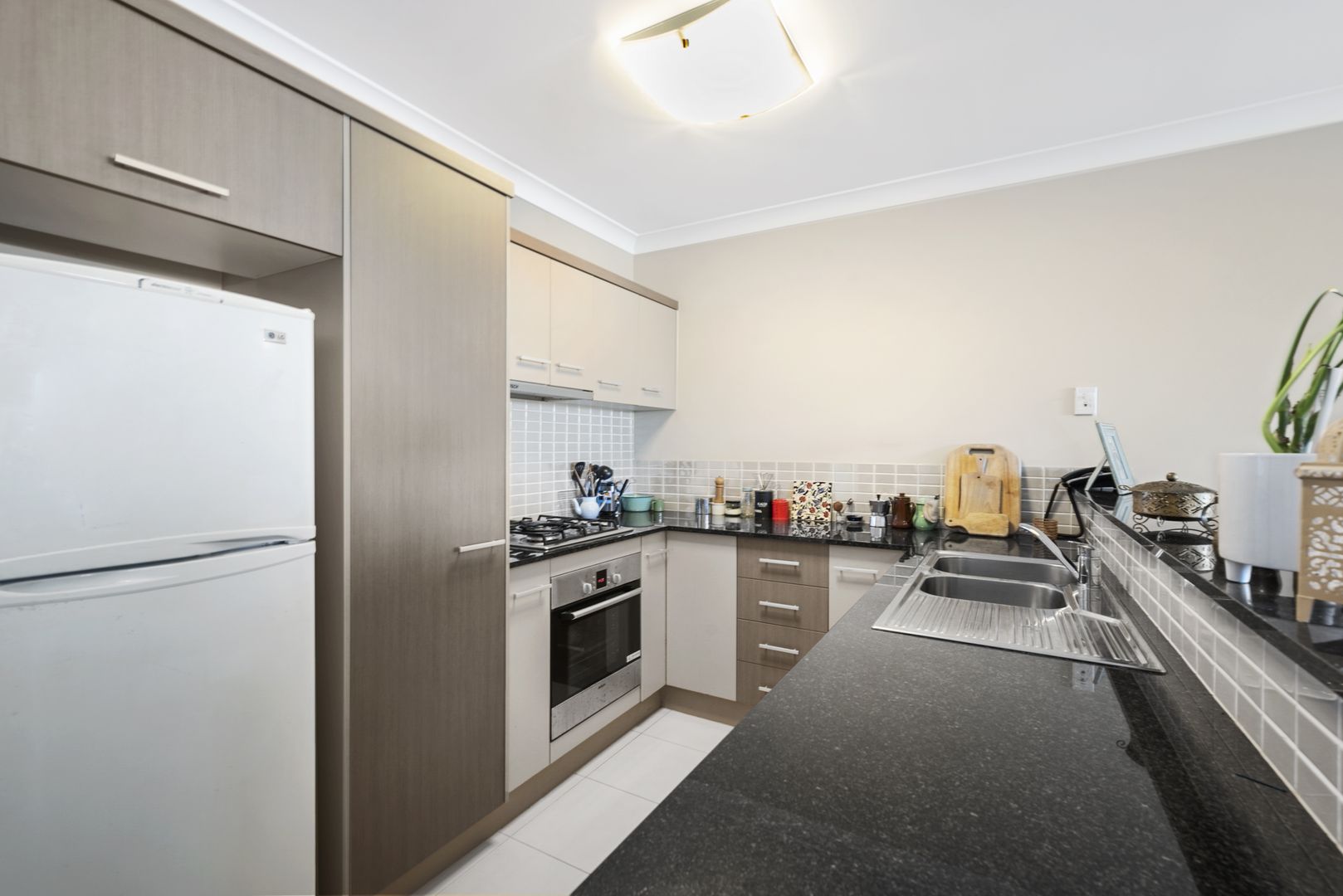 822/12 Gregory Street, Westcourt QLD 4870, Image 2