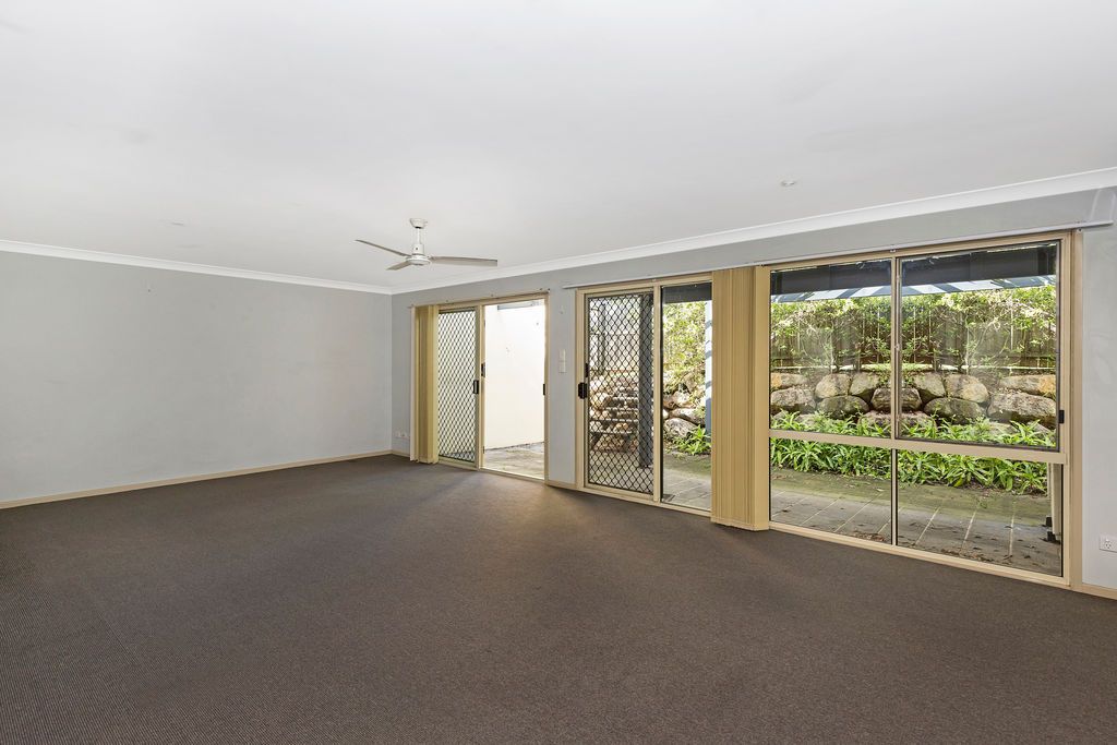 15/47 Newcomen Street, Indooroopilly QLD 4068, Image 2