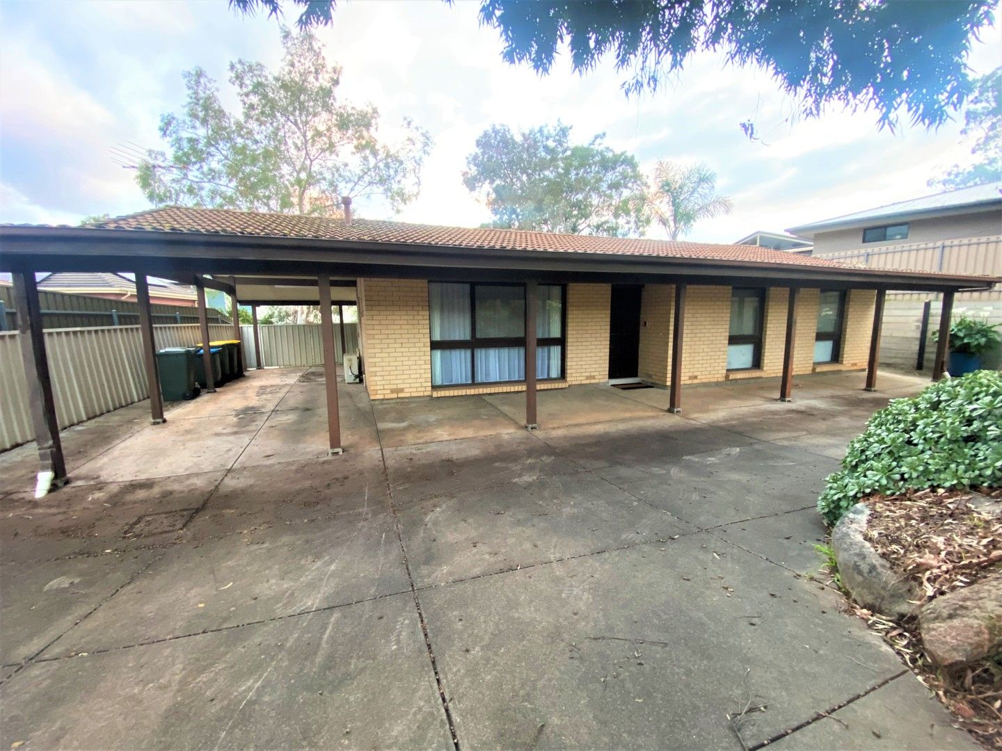 3 bedrooms House in 2 Coventry Drive ATHELSTONE SA, 5076