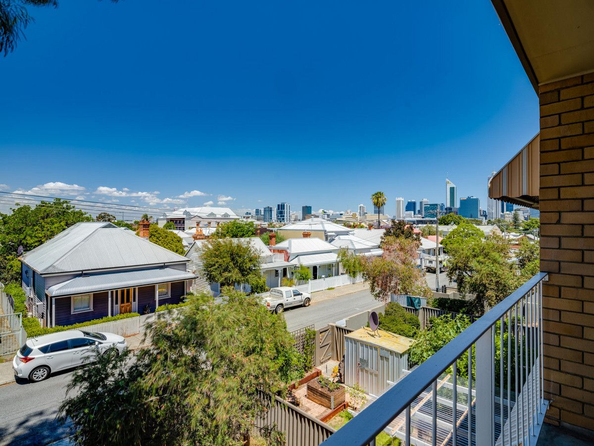 1 bedrooms Apartment / Unit / Flat in 11/21 Dangan Street PERTH WA, 6000