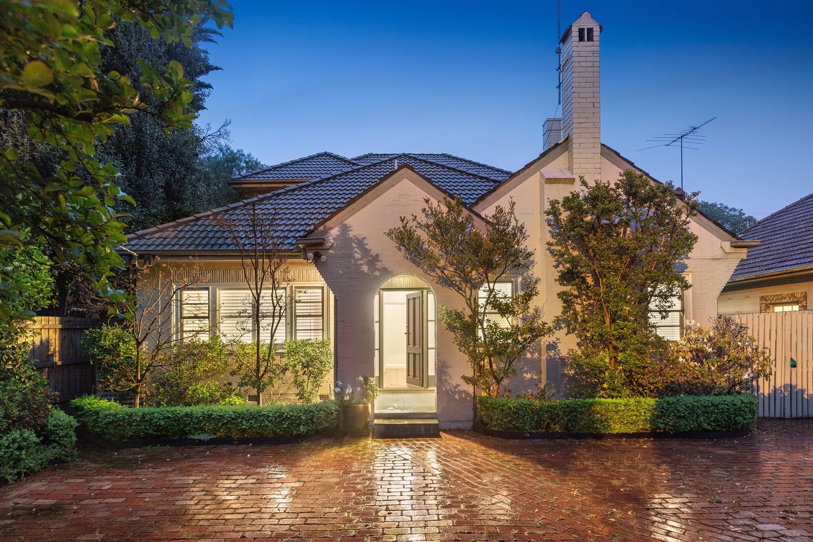 6 bedrooms House in 28 Power Street HAWTHORN VIC, 3122