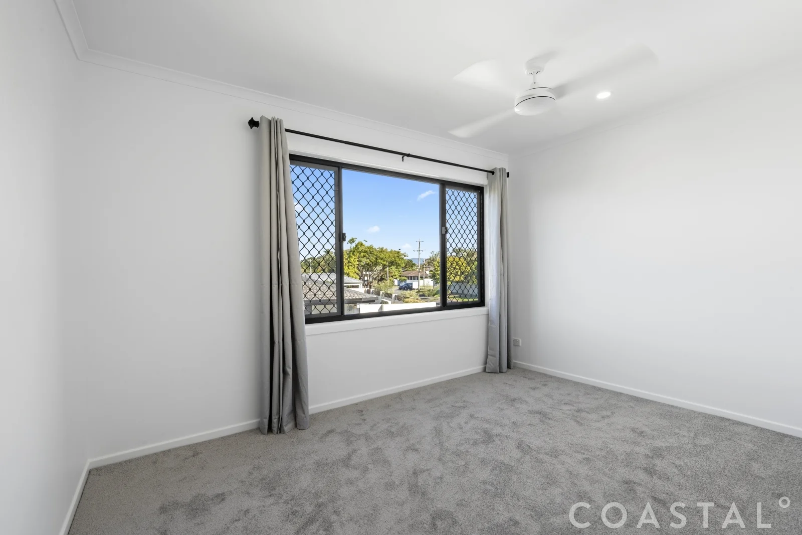 Additional image 8 of 12 Pacific Boulevard, Broadbeach Waters QLD 4218