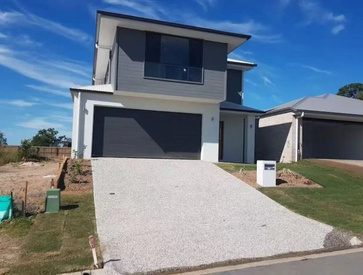 13 Mount Roberts Street, Park Ridge QLD 4125