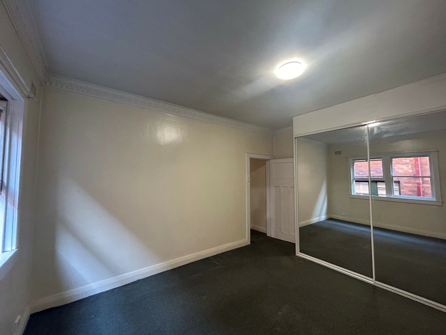 2 bedrooms Apartment / Unit / Flat in 11/256 New South Head Road DOUBLE BAY NSW, 2028