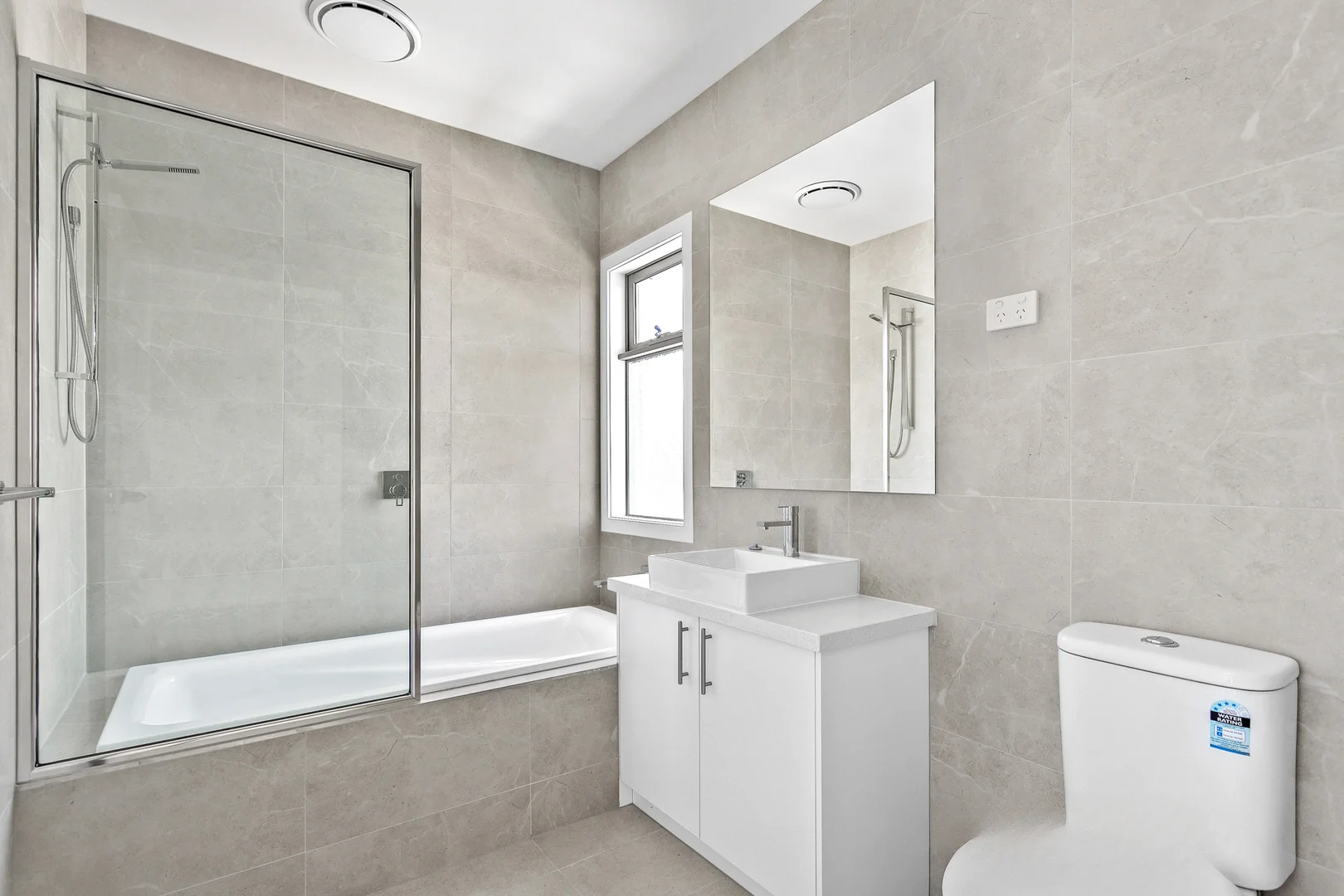 Additional image 5 of 1/4 Robin Street, Altona VIC 3018