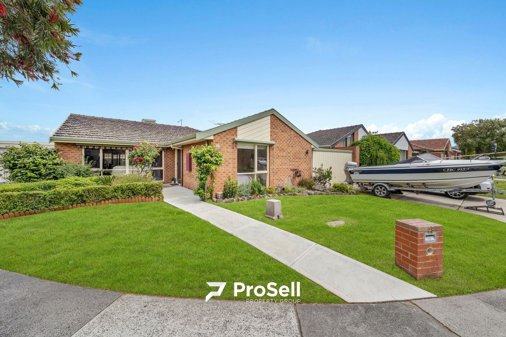 28 Lauren Close, Dingley Village VIC 3172, Image 0