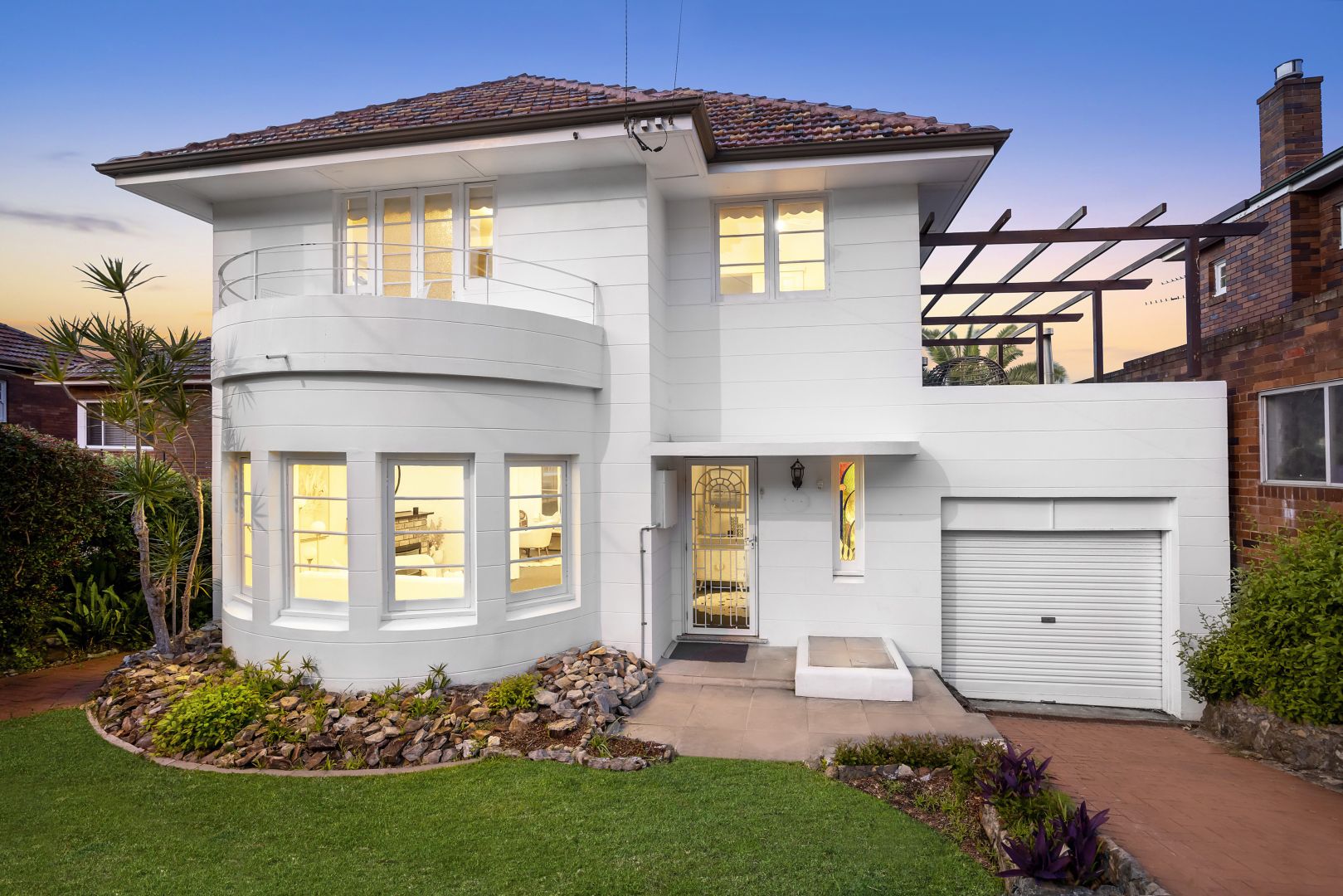 126 Queenscliff Road, Queenscliff Property History & Address Research