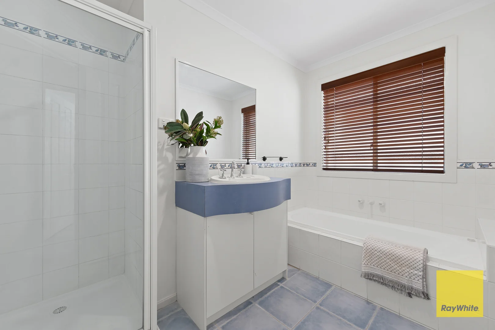 Additional image 13 of 2 Flagstaff Lane, Taylors Hill VIC 3037