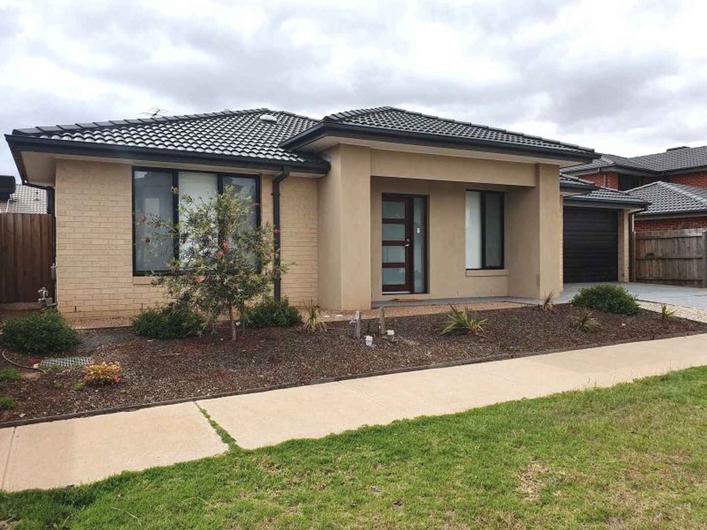 4 bedrooms House in 1 Quarters Street AINTREE VIC, 3336