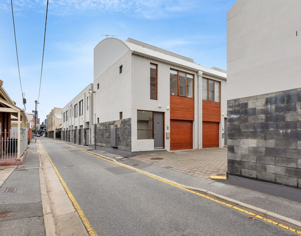 34 Hobsons Place, Adelaide SA 5000