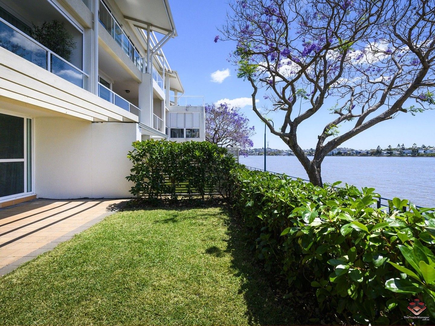 2 bedrooms Apartment / Unit / Flat in 3/15 Vernon Terrace TENERIFFE QLD, 4005