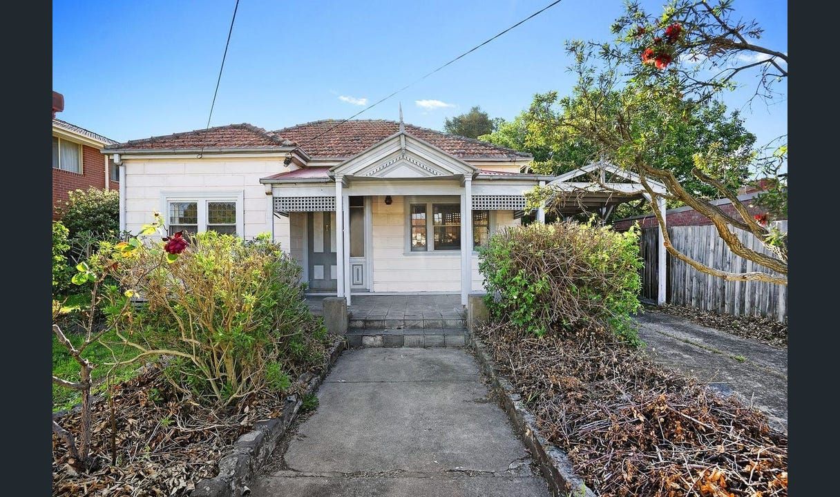 3 bedrooms House in 33 Acacia Street BOX HILL VIC, 3128