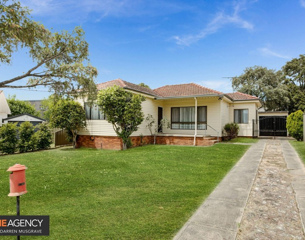 3 Clyfford Place, Panania NSW 2213