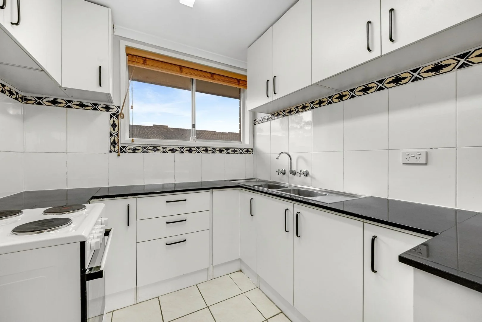 Primary image of 15/102 Henderson Road, Crestwood NSW 2620