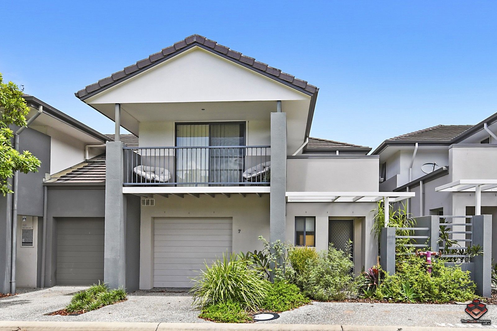3 bedrooms Townhouse in  UPPER COOMERA QLD, 4209
