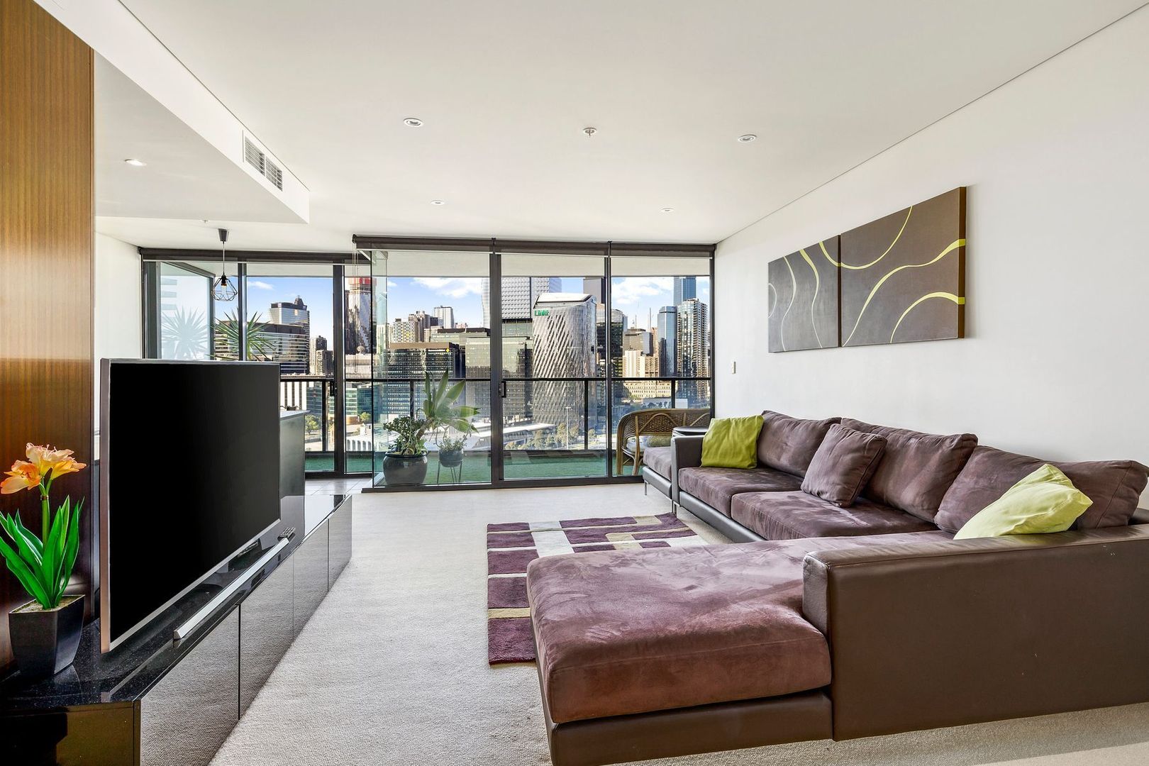 2 bedrooms Apartment / Unit / Flat in 1804/70 Lorimer Street DOCKLANDS VIC, 3008