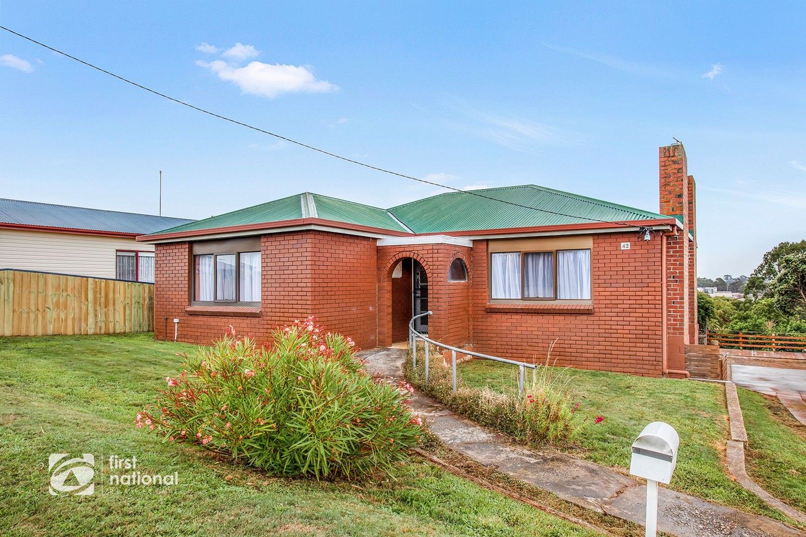 3 bedrooms House in 42 Stirling Street HILLCREST TAS, 7320