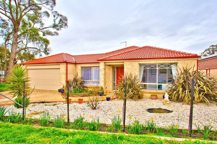 21 Tait Drive, Creswick VIC 3363, Image 0