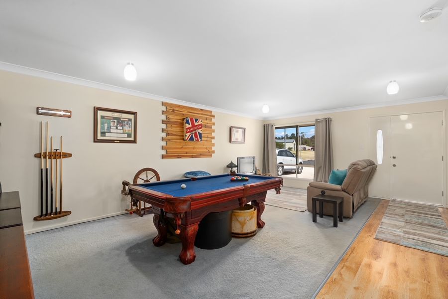8 Naomi Drive, Crows Nest QLD 4355, Image 1