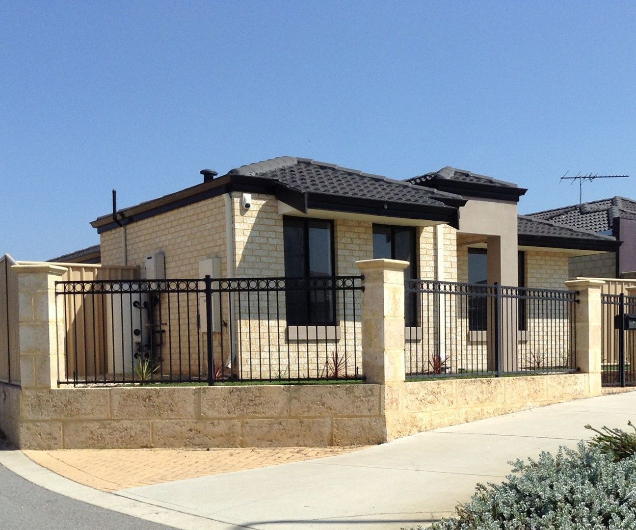 3 bedrooms House in 87 Price Parkway BERTRAM WA, 6167