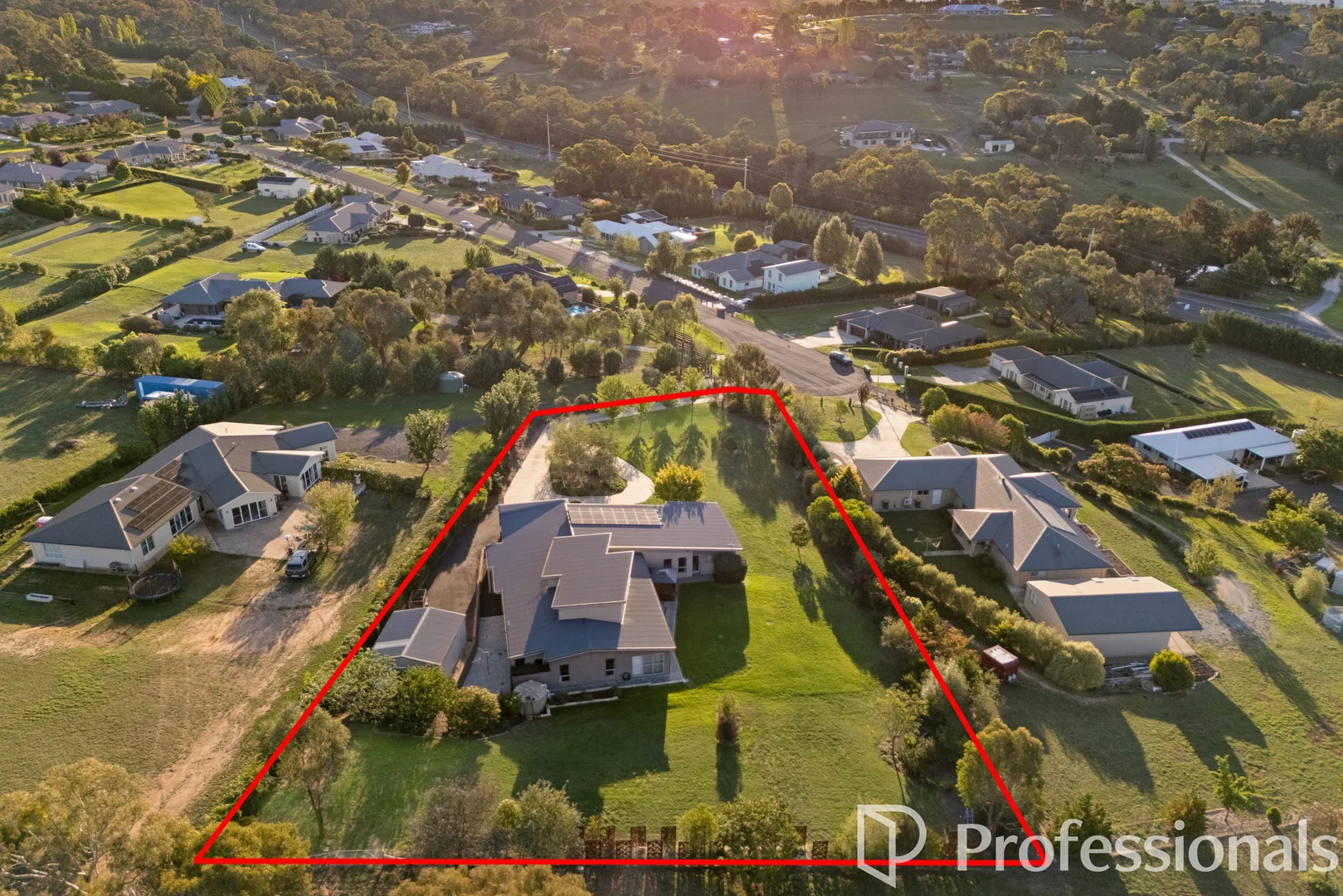 Additional image 29 of 24 Robindale Court, Robin Hill NSW 2795