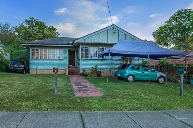 Picture of 5 Burnett Street, WEST IPSWICH QLD 4305