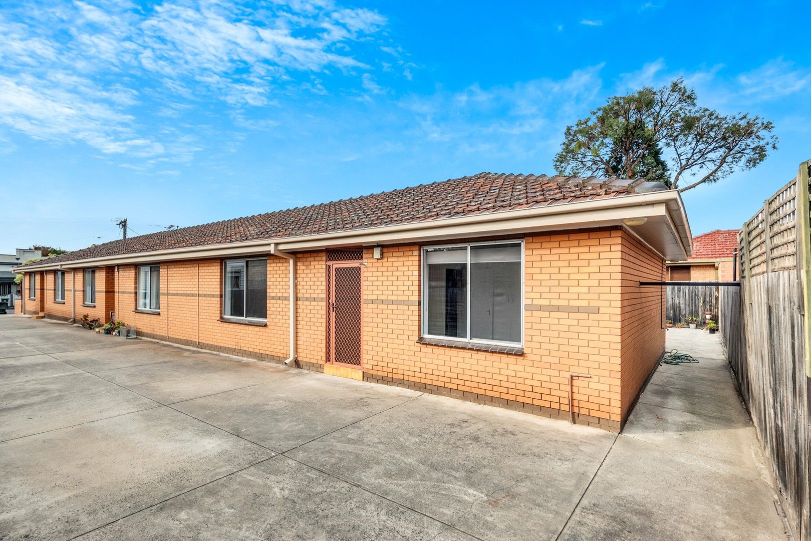 2 bedrooms Apartment / Unit / Flat in 3/19 Errol Avenue BRUNSWICK VIC, 3056