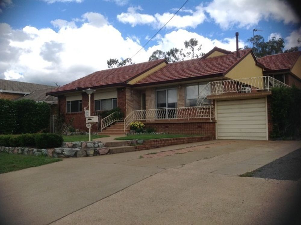 5 bedrooms House in 110 Kent Street TAMWORTH NSW, 2340