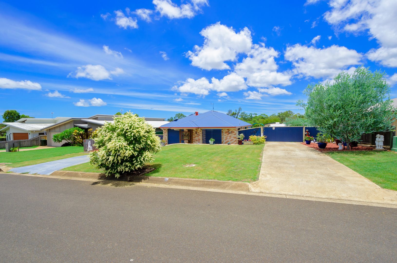 24 Neville Drive, Branyan QLD 4670, Image 2