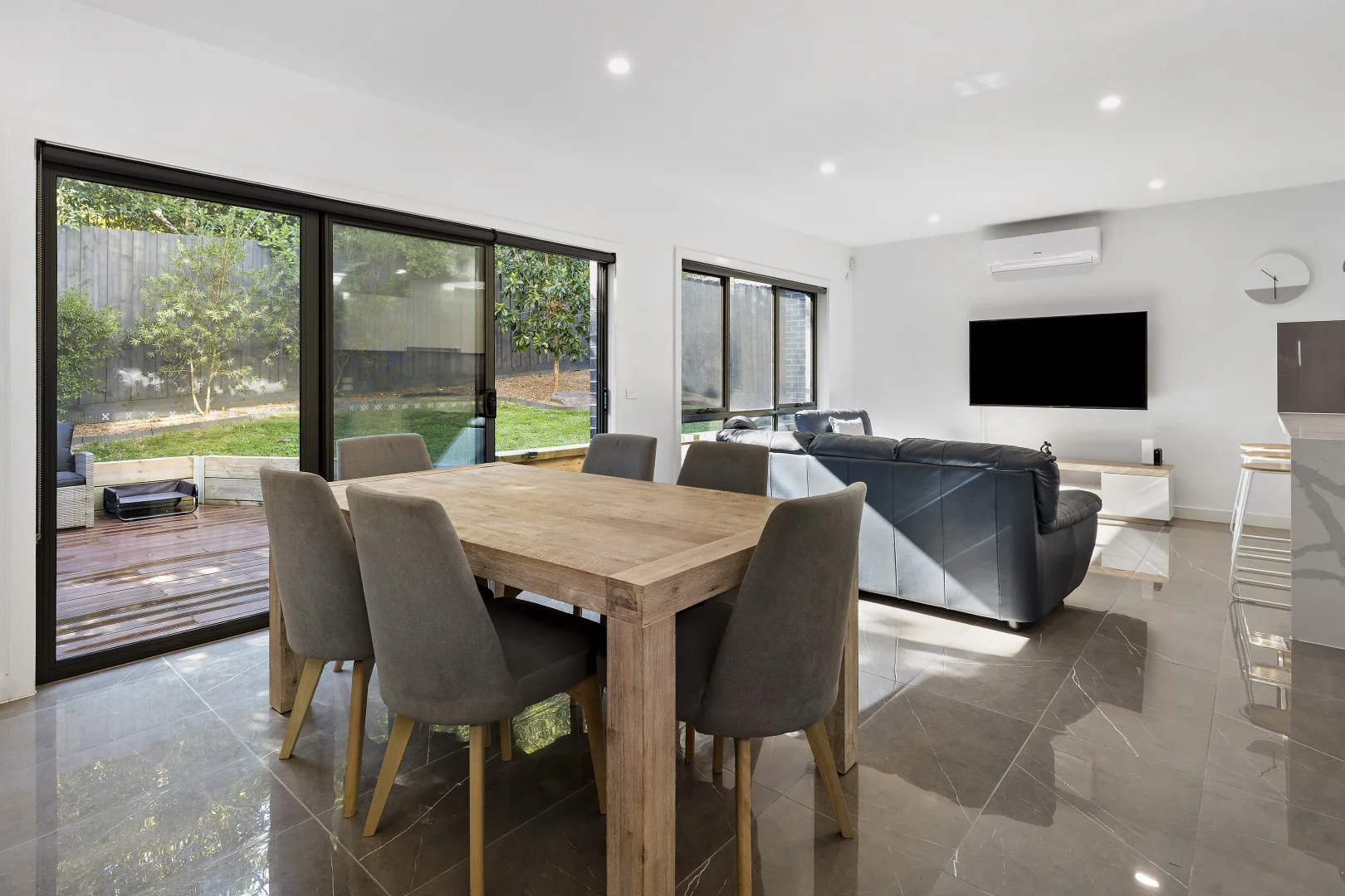 Additional image 5 of 2/4 Howard Avenue, Ringwood East VIC 3135