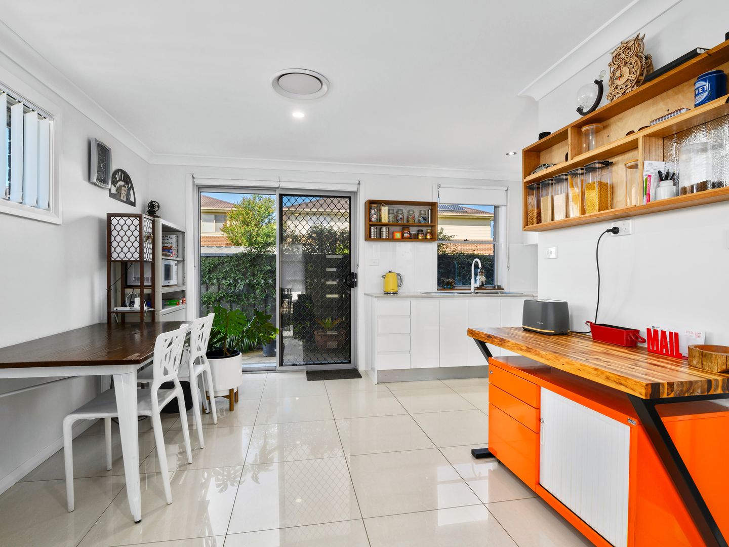 4/86 Canberra Street, Oxley Park NSW 2760, Image 2