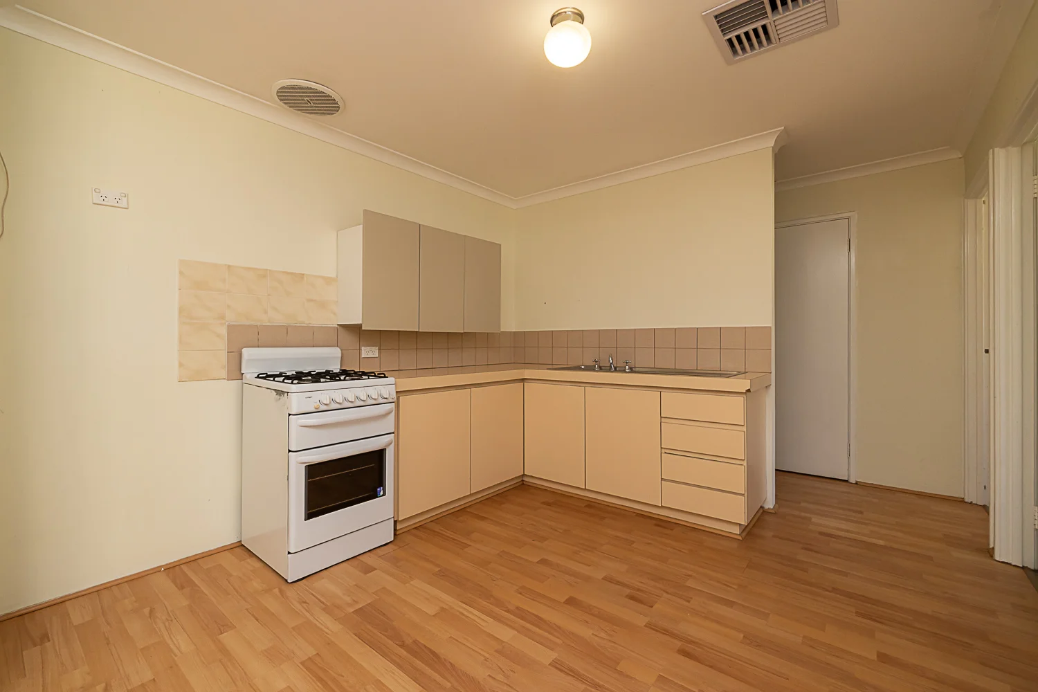 Additional image 9 of 5/25 Dale Road, Armadale WA 6112