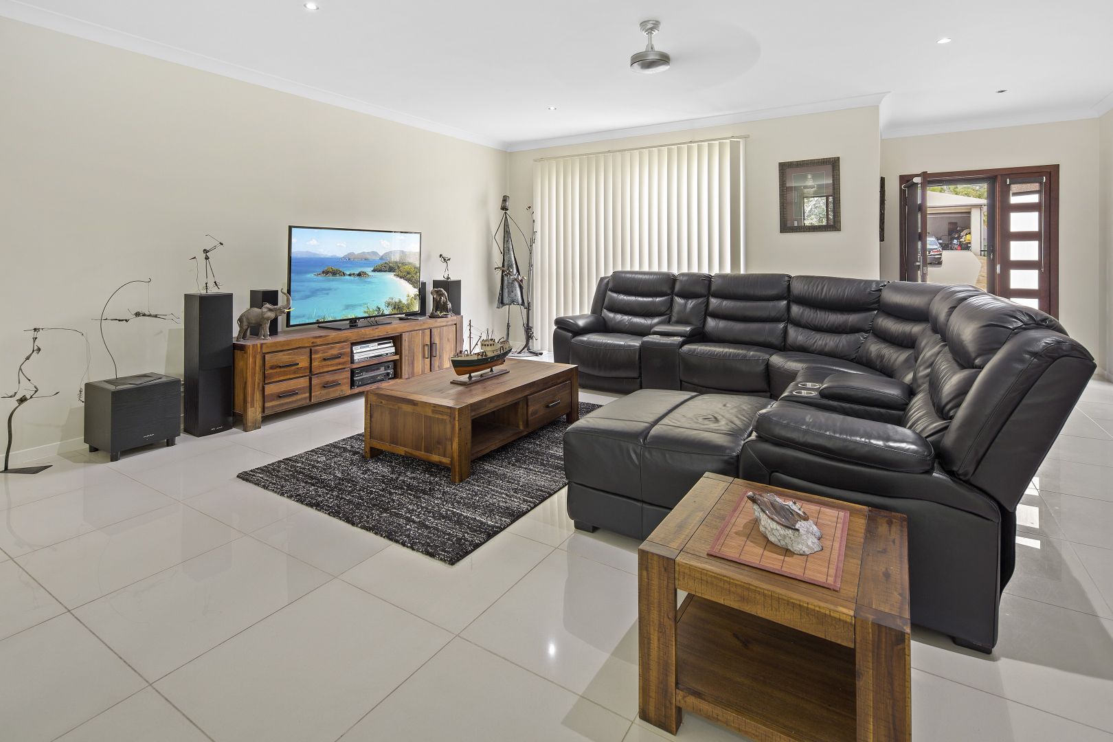 9 Bali Hi Place, Jubilee Pocket QLD 4802, Image 1